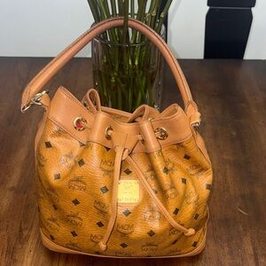 MCM Visetos Drawstring Bucket Bag / Crossbody. Authentic in GUC.